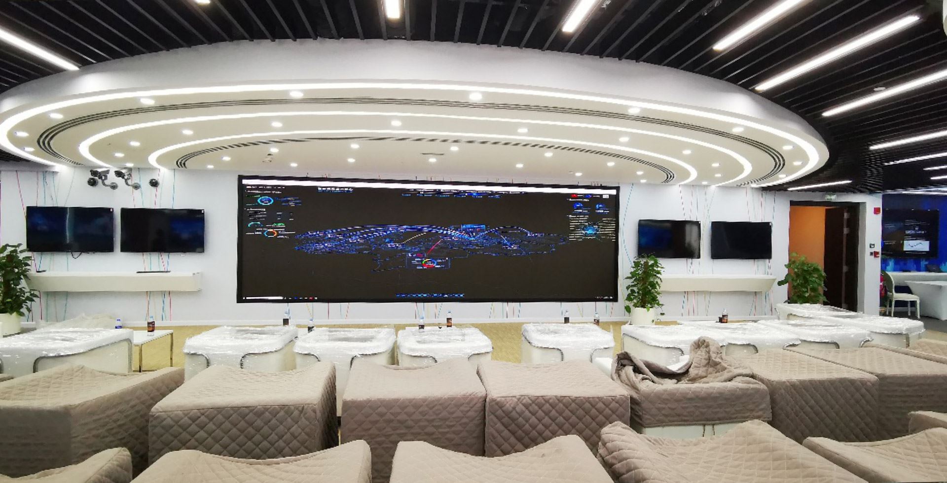 Экспериментальный центр Huawei в Абу-Даби